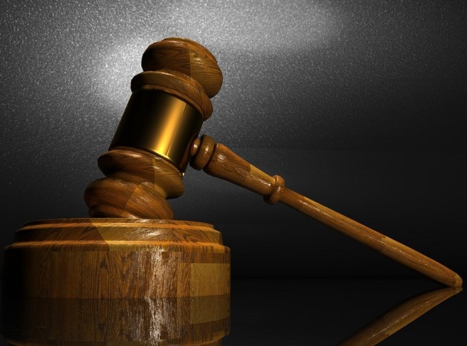 gavel 2